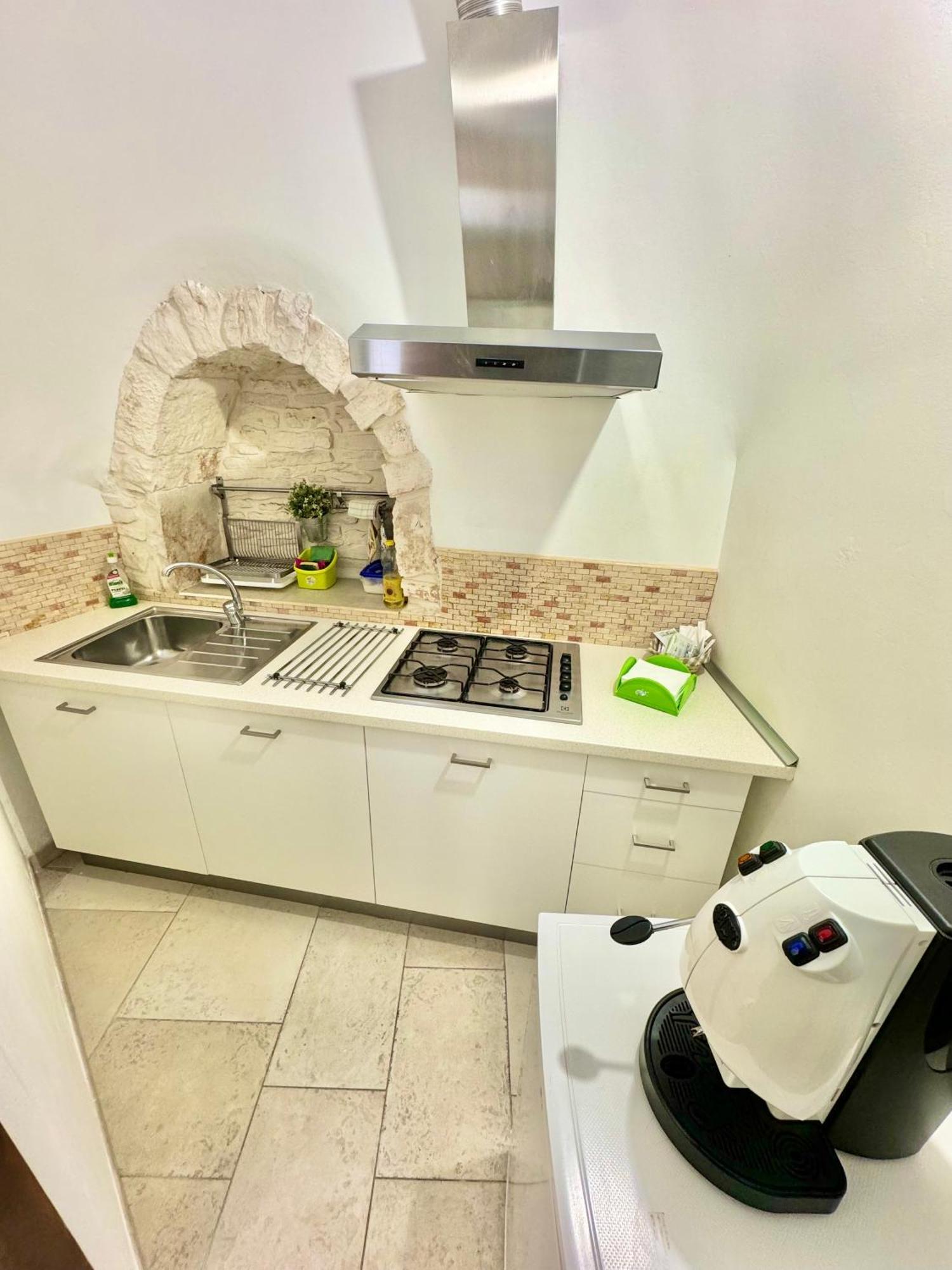 Trulli Moon Villa Алберобело Стая снимка