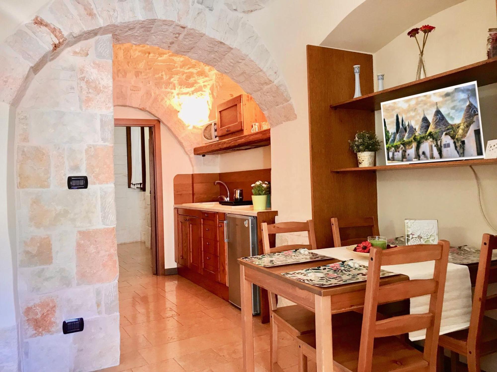 Trulli Moon Villa Алберобело Стая снимка