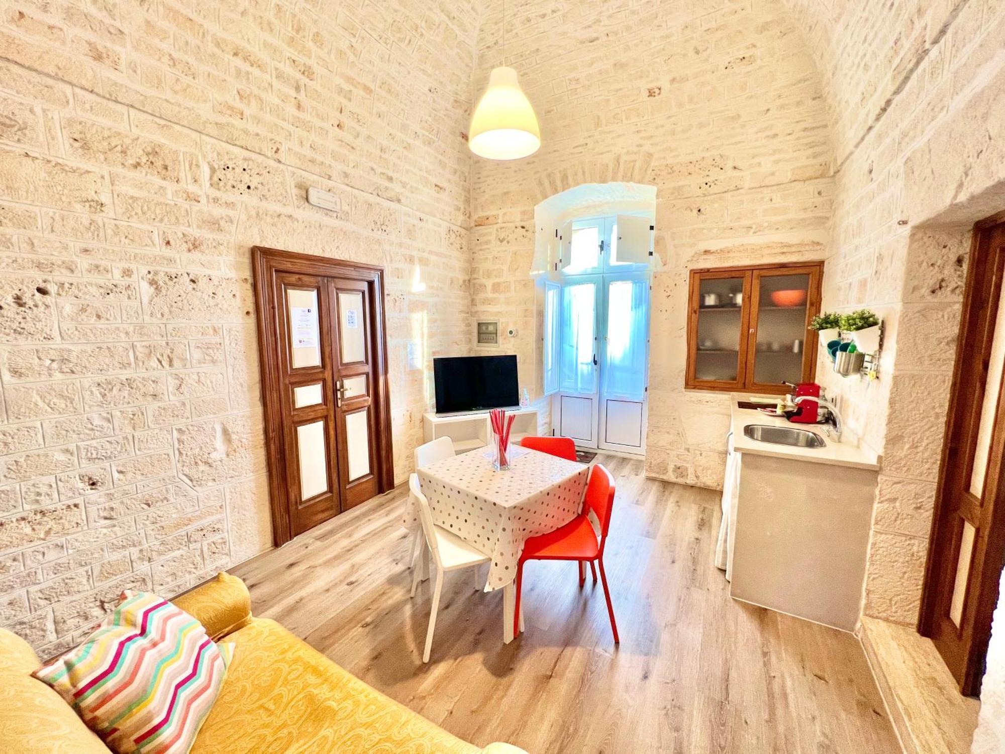 Trulli Moon Villa Алберобело Стая снимка